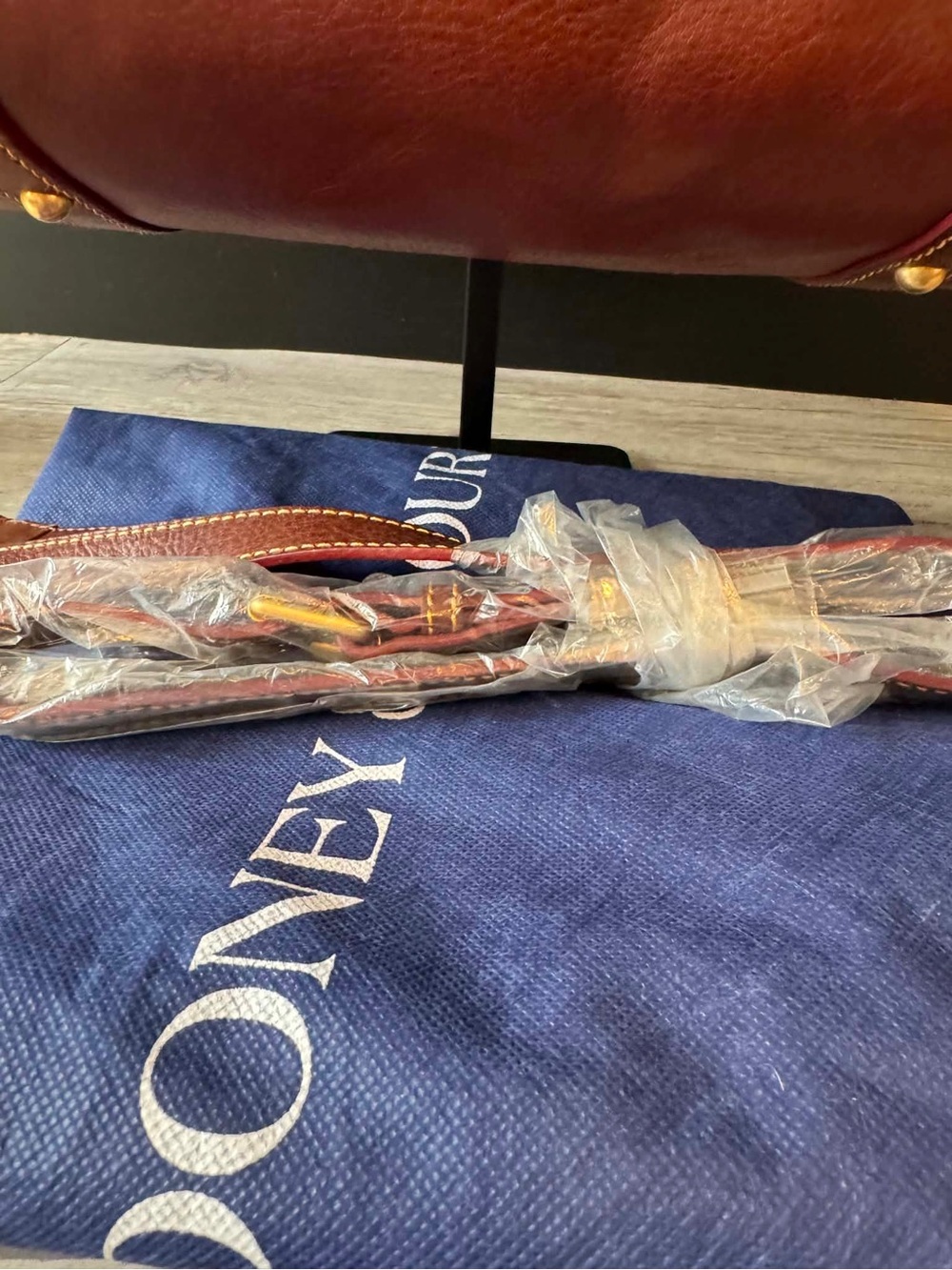 Dooney & Bourke Florentine Satchel OG Size- Chestnut - Picture 4 of 16